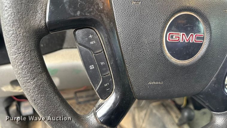 image for item ND9445 2008 GMC Sierra 2500HD Ext. Cab pickup truck