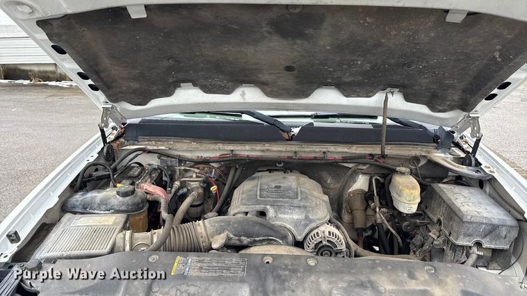 image for item ND9445 2008 GMC Sierra 2500HD Ext. Cab pickup truck