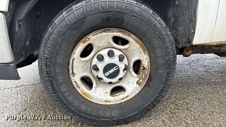 image for item ND9445 2008 GMC Sierra 2500HD Ext. Cab pickup truck