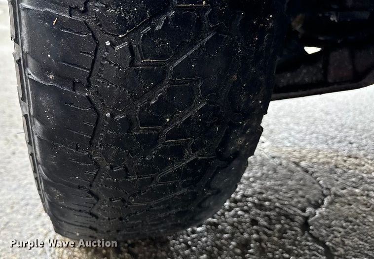 image for item ND9445 2008 GMC Sierra 2500HD Ext. Cab pickup truck