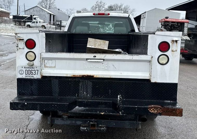 image for item ND9446 2011 Chevrolet Silverado 2500HD Ext. Cab utility bed pickup truck