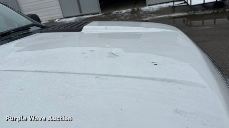 image for item ND9446 2011 Chevrolet Silverado 2500HD Ext. Cab utility bed pickup truck