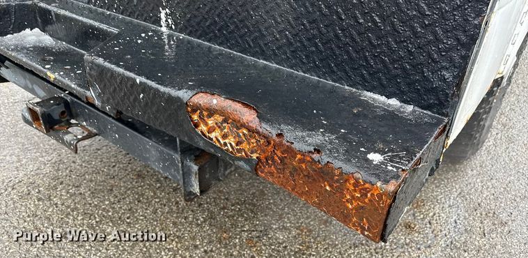 image for item ND9446 2011 Chevrolet Silverado 2500HD Ext. Cab utility bed pickup truck