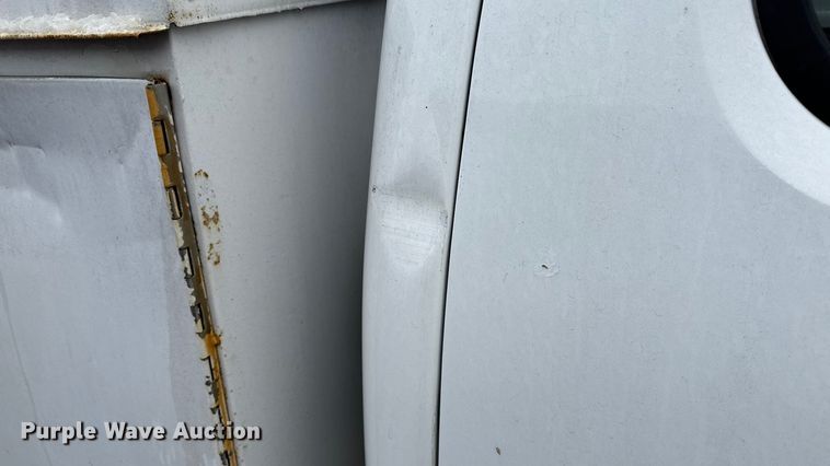 image for item ND9446 2011 Chevrolet Silverado 2500HD Ext. Cab utility bed pickup truck