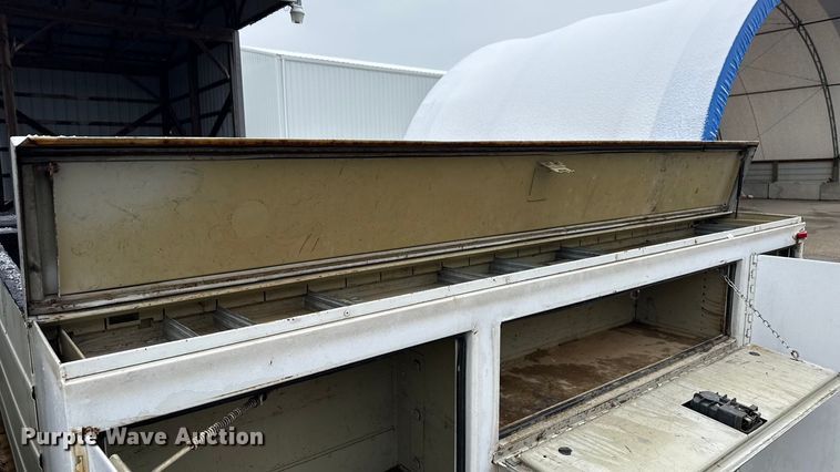 image for item ND9446 2011 Chevrolet Silverado 2500HD Ext. Cab utility bed pickup truck