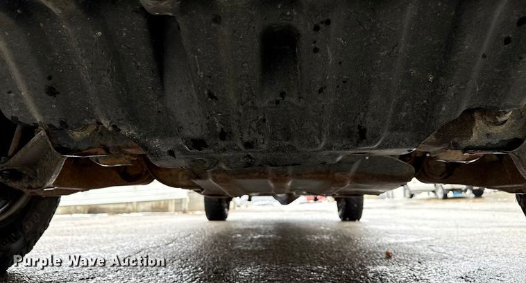 image for item ND9446 2011 Chevrolet Silverado 2500HD Ext. Cab utility bed pickup truck