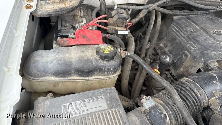 image for item ND9446 2011 Chevrolet Silverado 2500HD Ext. Cab utility bed pickup truck