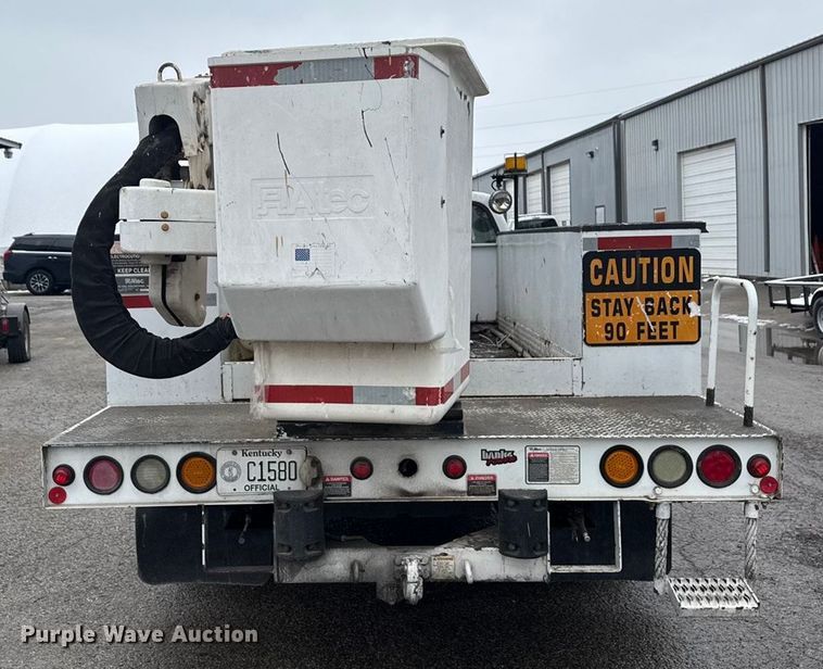 image for item ND9448 2003 Ford F550 bucket truck