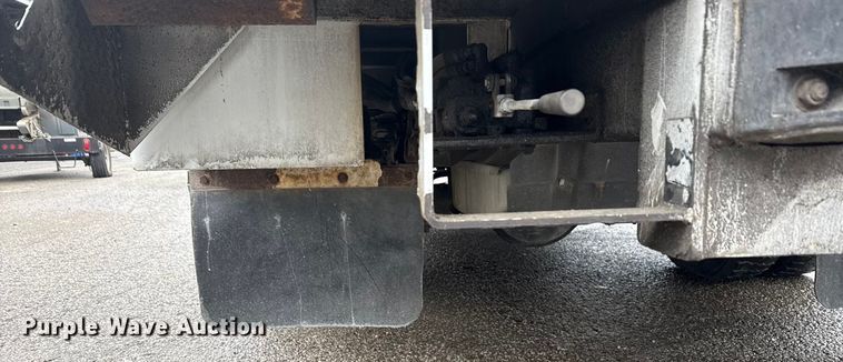 image for item ND9448 2003 Ford F550 bucket truck