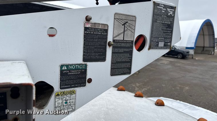 image for item ND9448 2003 Ford F550 bucket truck