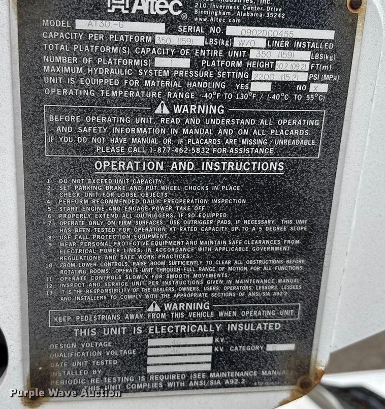 image for item ND9448 2003 Ford F550 bucket truck