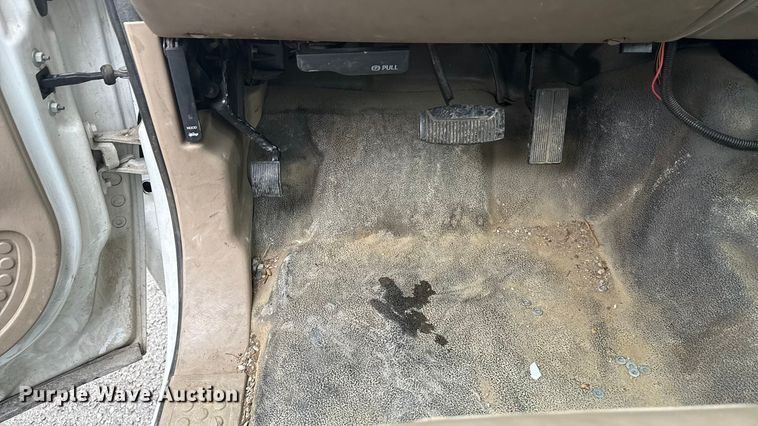 image for item ND9448 2003 Ford F550 bucket truck