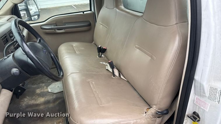 image for item ND9448 2003 Ford F550 bucket truck