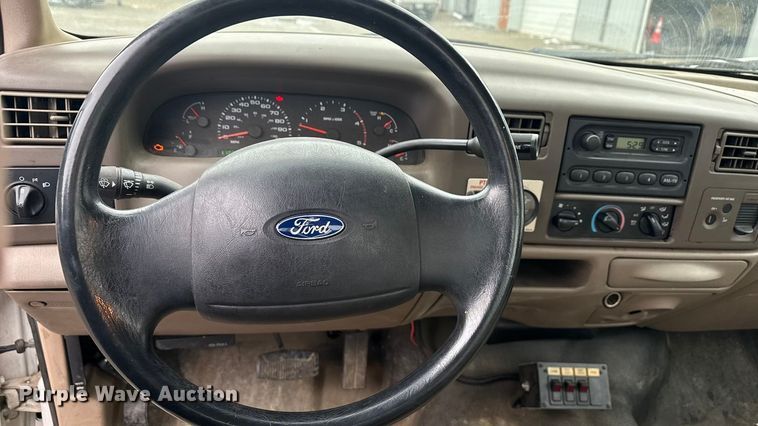 image for item ND9448 2003 Ford F550 bucket truck