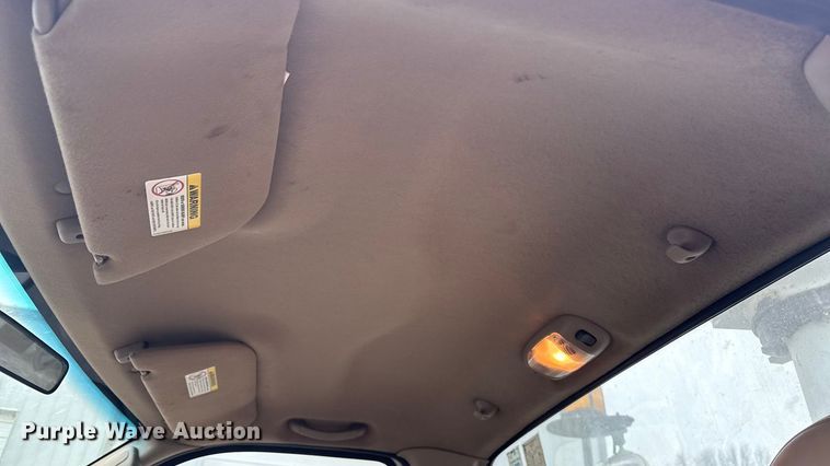 image for item ND9448 2003 Ford F550 bucket truck