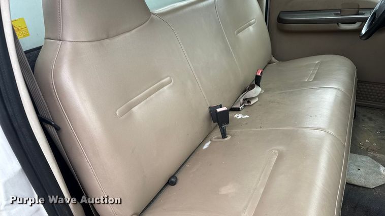 image for item ND9448 2003 Ford F550 bucket truck