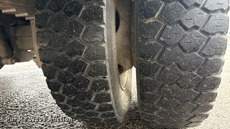 image for item ND9448 2003 Ford F550 bucket truck