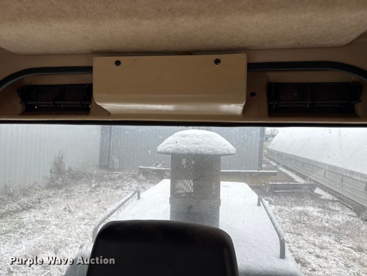 image for item ND9449 2004 Caterpillar 135H motor grader