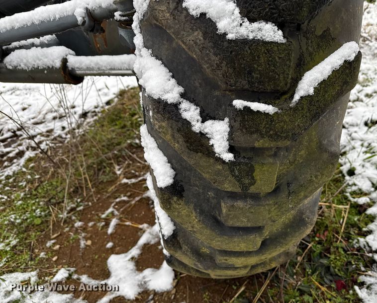 image for item ND9449 2004 Caterpillar 135H motor grader