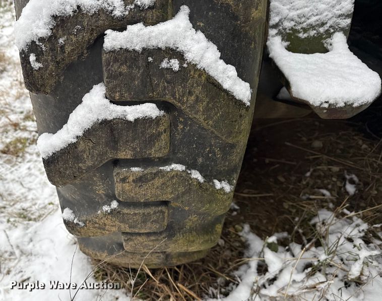 image for item ND9449 2004 Caterpillar 135H motor grader