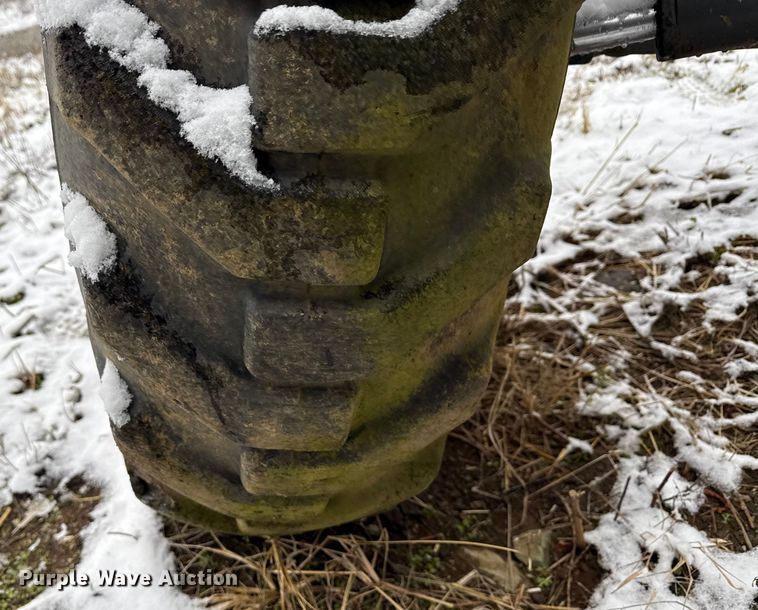 image for item ND9449 2004 Caterpillar 135H motor grader