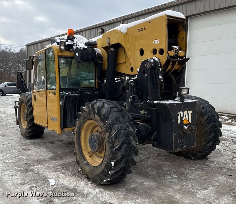 image for item ND9454 2008 Caterpillar TL1255 telehandler