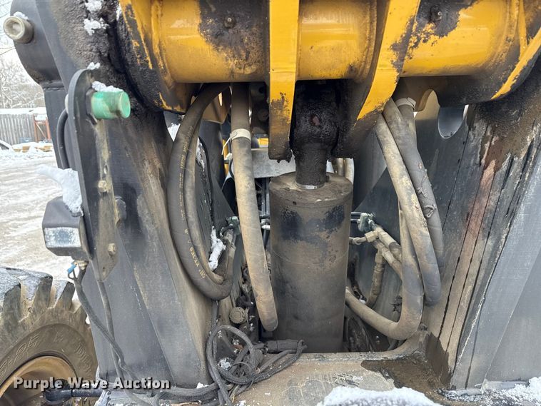 image for item ND9454 2008 Caterpillar TL1255 telehandler