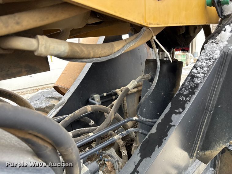 image for item ND9454 2008 Caterpillar TL1255 telehandler