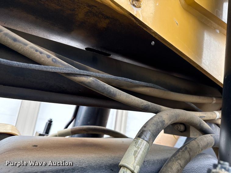 image for item ND9454 2008 Caterpillar TL1255 telehandler