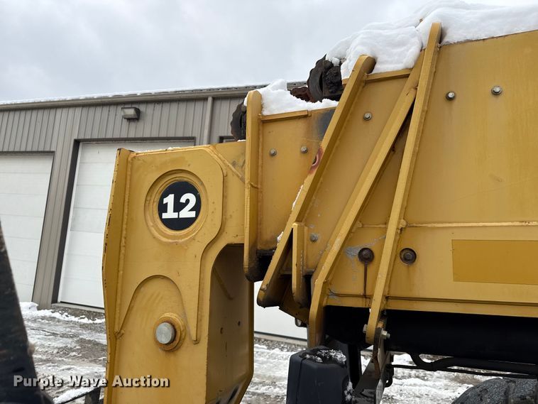 image for item ND9454 2008 Caterpillar TL1255 telehandler