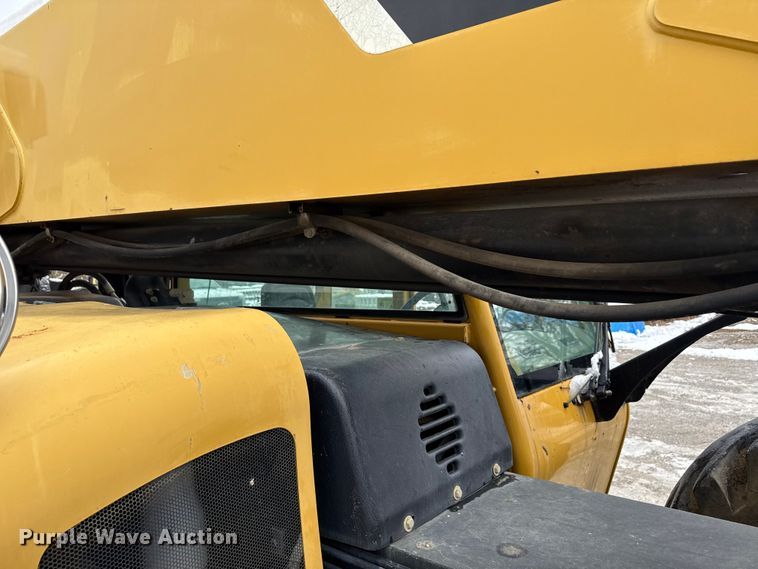 image for item ND9454 2008 Caterpillar TL1255 telehandler