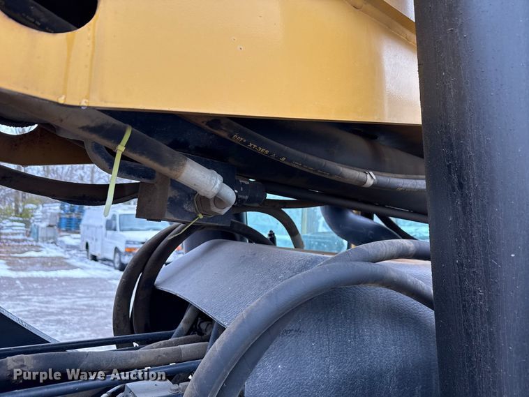 image for item ND9454 2008 Caterpillar TL1255 telehandler