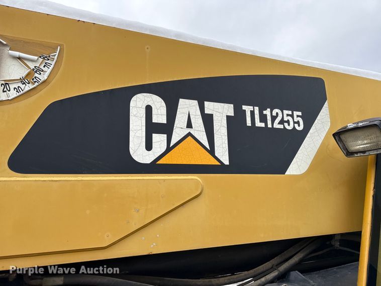image for item ND9454 2008 Caterpillar TL1255 telehandler