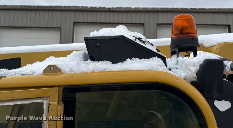 image for item ND9454 2008 Caterpillar TL1255 telehandler