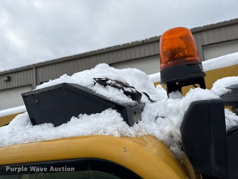 image for item ND9454 2008 Caterpillar TL1255 telehandler