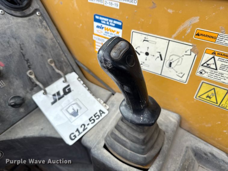 image for item ND9454 2008 Caterpillar TL1255 telehandler