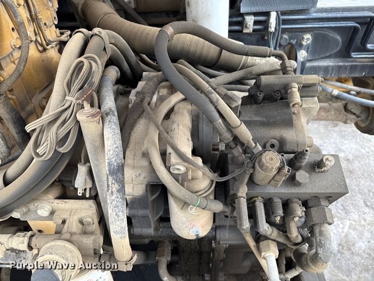 image for item ND9454 2008 Caterpillar TL1255 telehandler