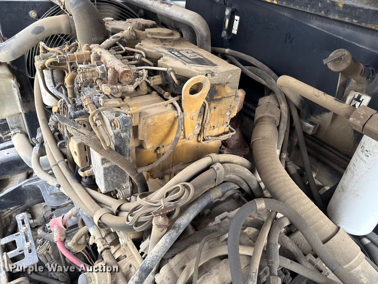 image for item ND9454 2008 Caterpillar TL1255 telehandler