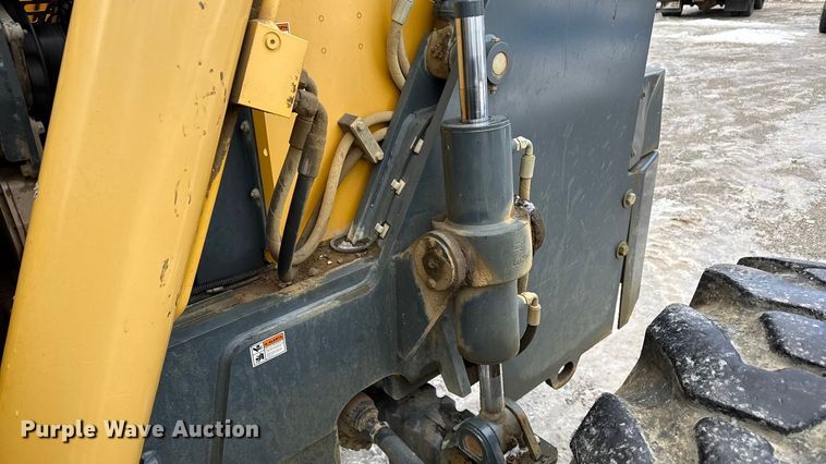 image for item ND9455 Gehl RS8-44 telehandler