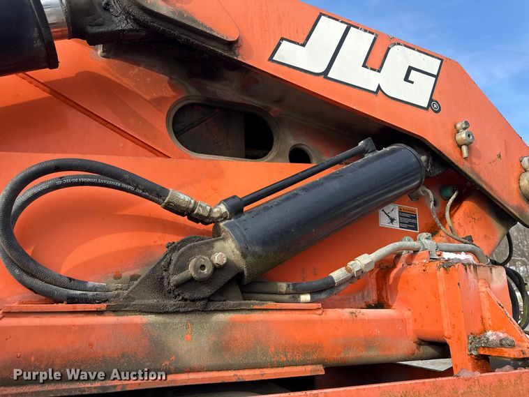 image for item ND9456 2012 JLG 1044C-54 Series II telehandler