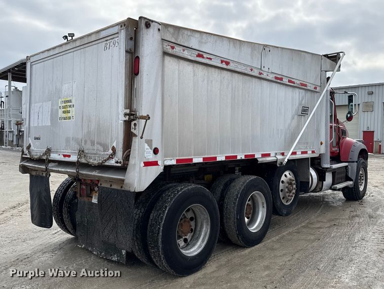 image for item ND9457 2015 Mack GU713 dump truck