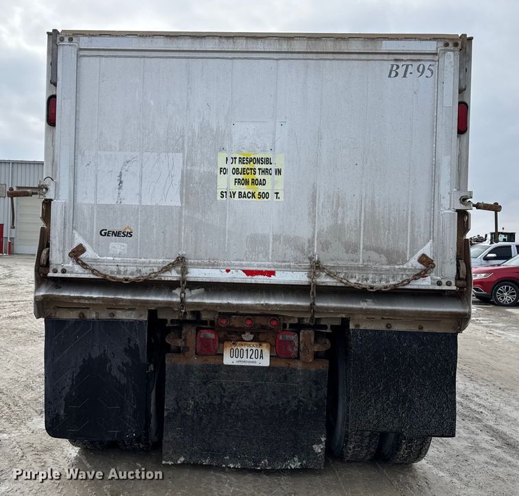 image for item ND9457 2015 Mack GU713 dump truck