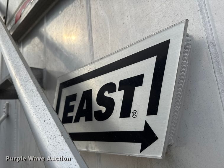 image for item ND9457 2015 Mack GU713 dump truck