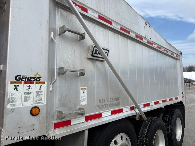 image for item ND9457 2015 Mack GU713 dump truck