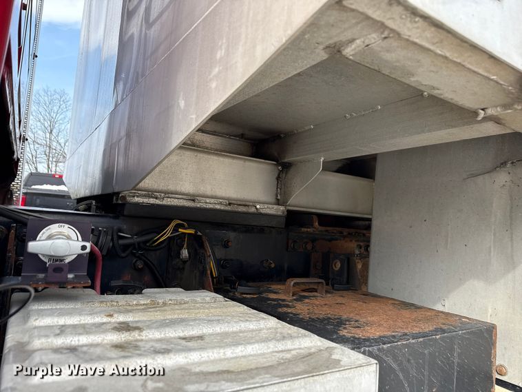 image for item ND9457 2015 Mack GU713 dump truck