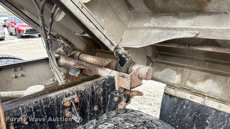 image for item ND9457 2015 Mack GU713 dump truck