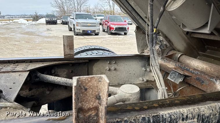 image for item ND9457 2015 Mack GU713 dump truck