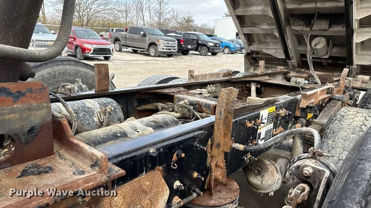 image for item ND9457 2015 Mack GU713 dump truck