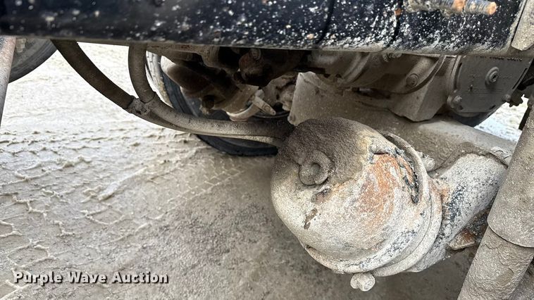 image for item ND9457 2015 Mack GU713 dump truck