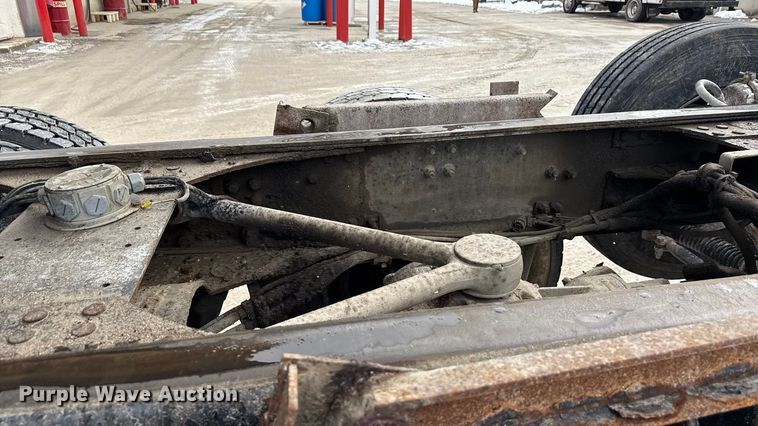 image for item ND9457 2015 Mack GU713 dump truck